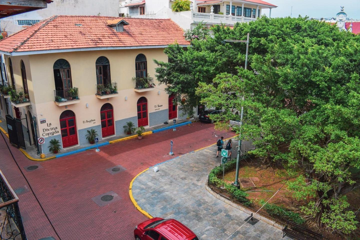 Best Location - Spacious And Fancy Apt Panamaváros Kültér fotó