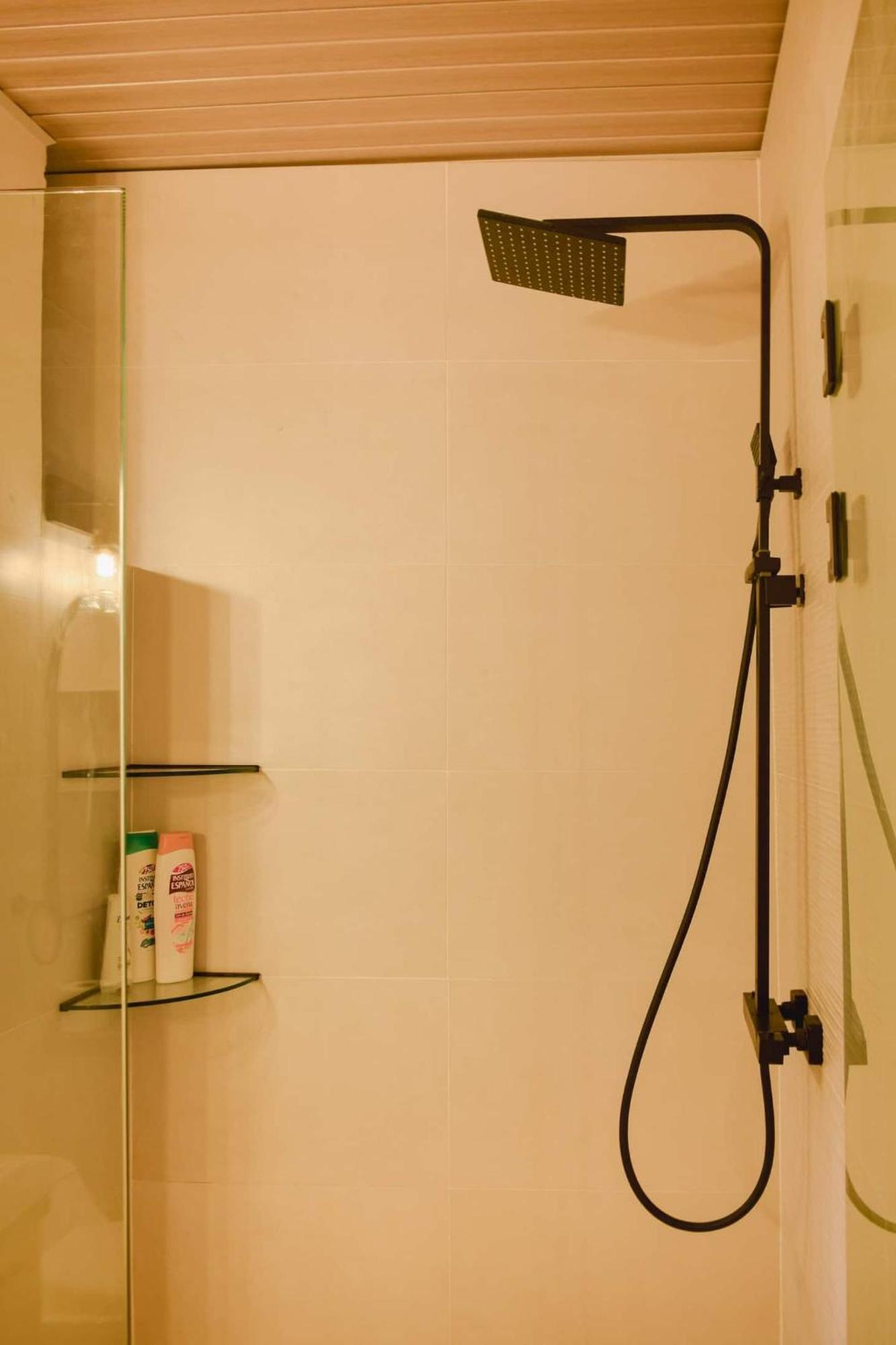 Best Location - Spacious And Fancy Apt Panamaváros Kültér fotó