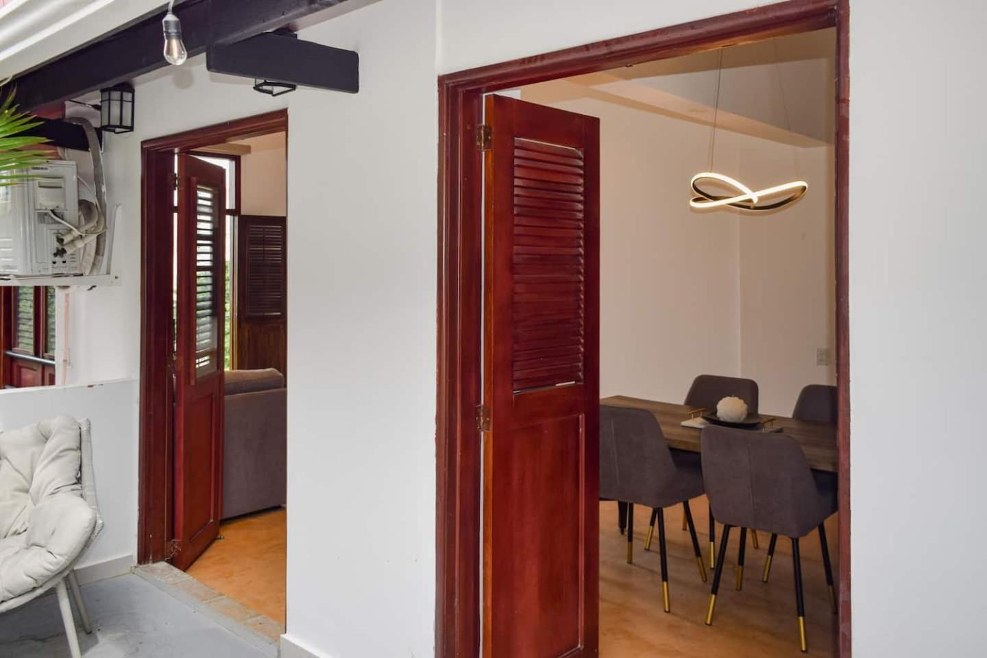 Best Location - Spacious And Fancy Apt Panamaváros Kültér fotó